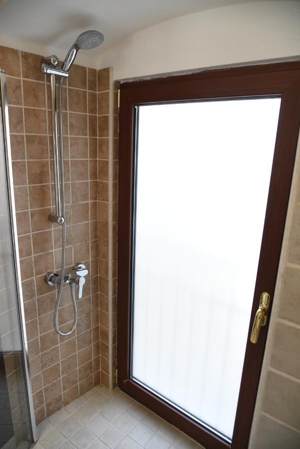 Corte Trecantaia 11 Holiday Hotel Bari Buitenkant foto
