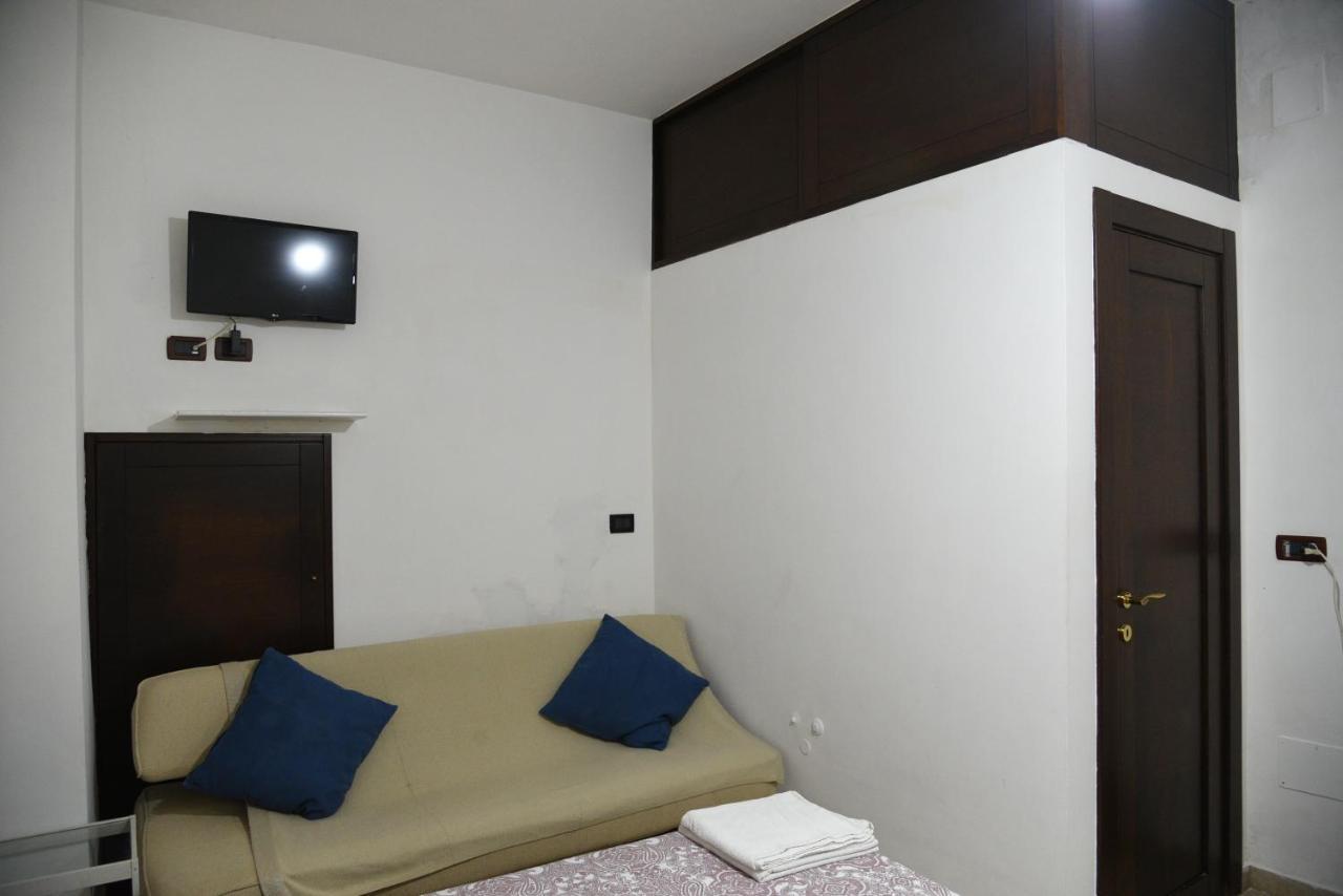 Corte Trecantaia 11 Holiday Hotel Bari Buitenkant foto