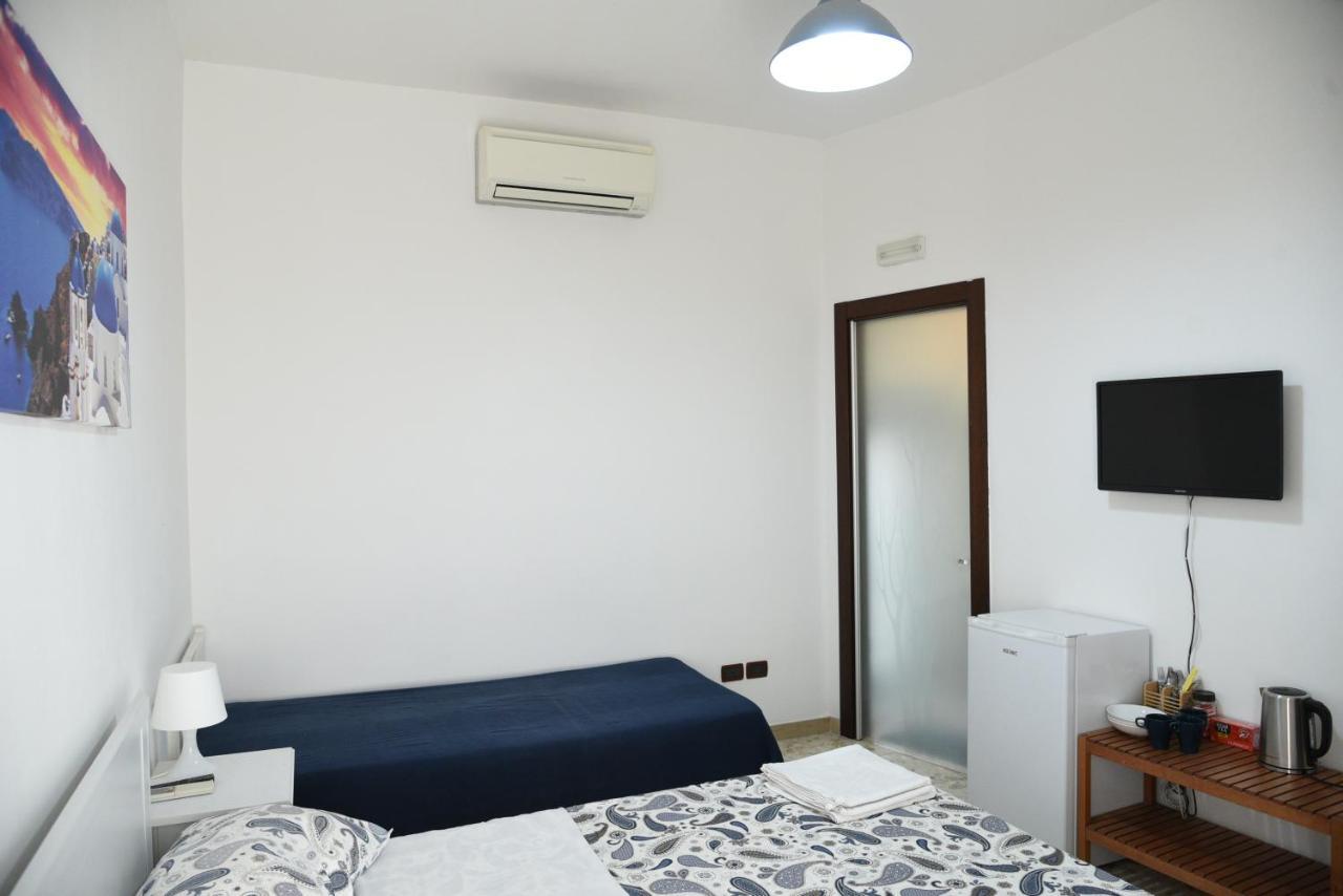 Corte Trecantaia 11 Holiday Hotel Bari Buitenkant foto